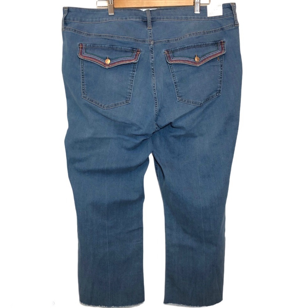 Vintage America Demi Boot-y Mid Rise Crop Bootcut - Picture 5 of 7